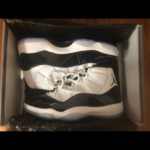 AIR JORDAN CONCORD 11s